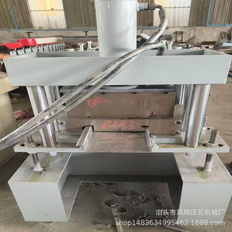 免浇筑楼承板机个厚200可调节楼承板机冷弯滚压成型设备