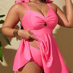 Simple slimming waist cinching plus size swimsuit for women