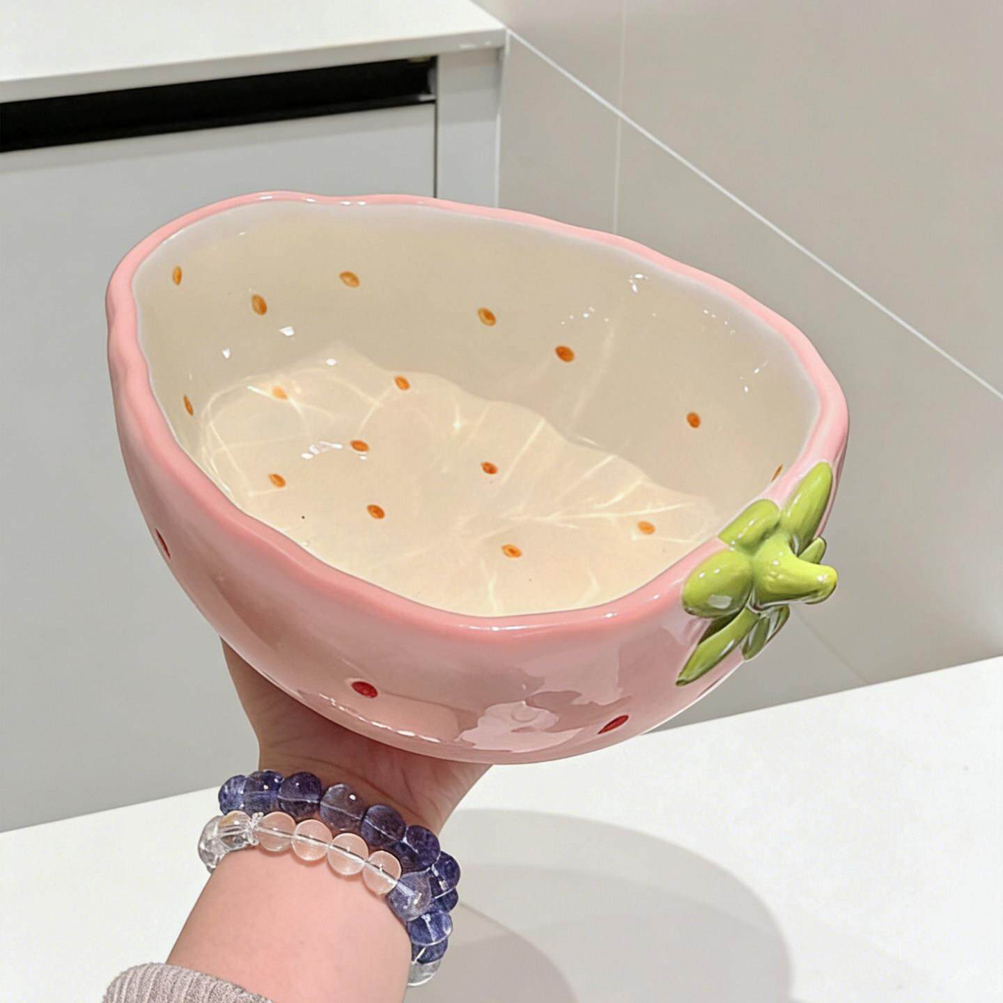草莓陶瓷碗ins风水果碗客厅茶几家用果盘高颜值沙拉碗早餐麦片碗