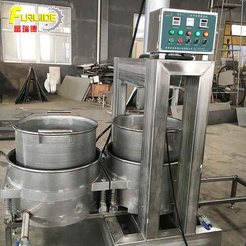 厂家供应LY-500型竹笋压榨机脱水机肉泥压干挤干设备草莓压榨机