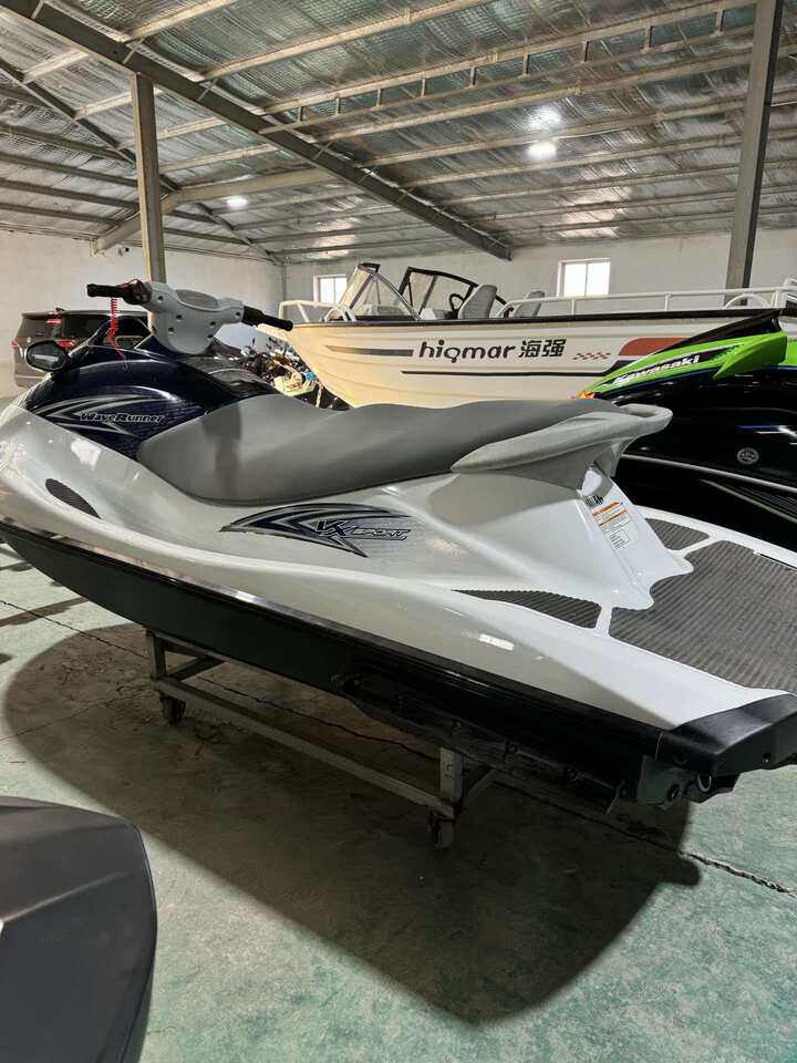 19年下水雅马哈vx1100四缸发动机摩托艇皮实耐用到手零投资