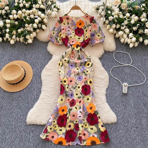 Flower embroidery round neck lantern sleeves cinched waist