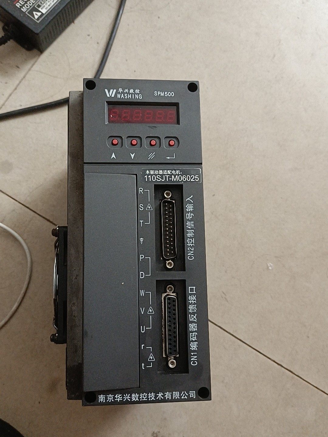 华兴数控伺服驱动器SPM-530、原装拆机、功能包好、实物拍