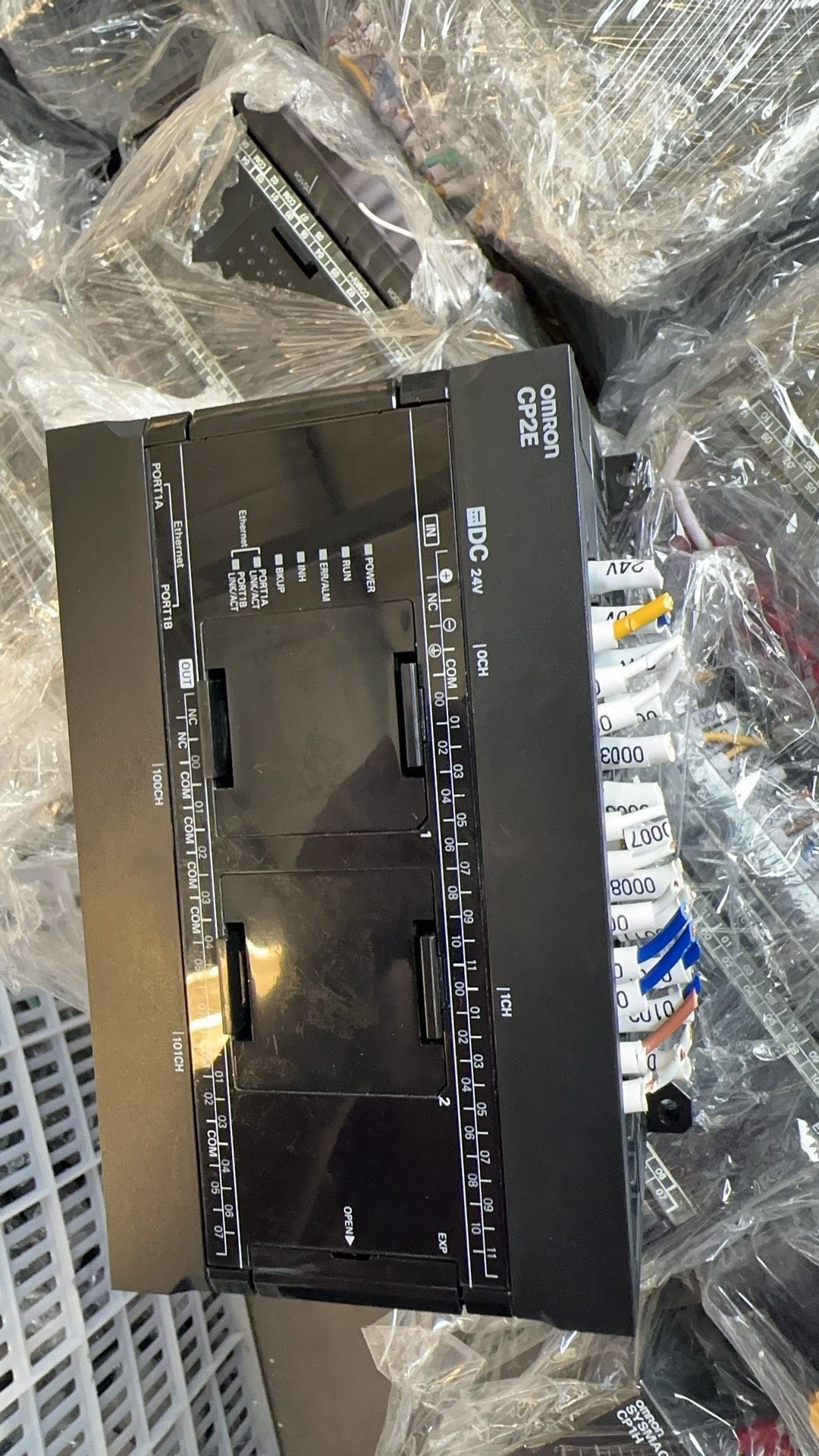 欧姆龙PLC CP2E-N40DT-D 、拆机 成色漂亮 数