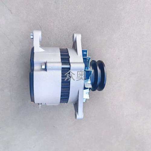 适用玉柴YC4F发动机JFWZ21充电发电机FA850-3701100发电机24V18A