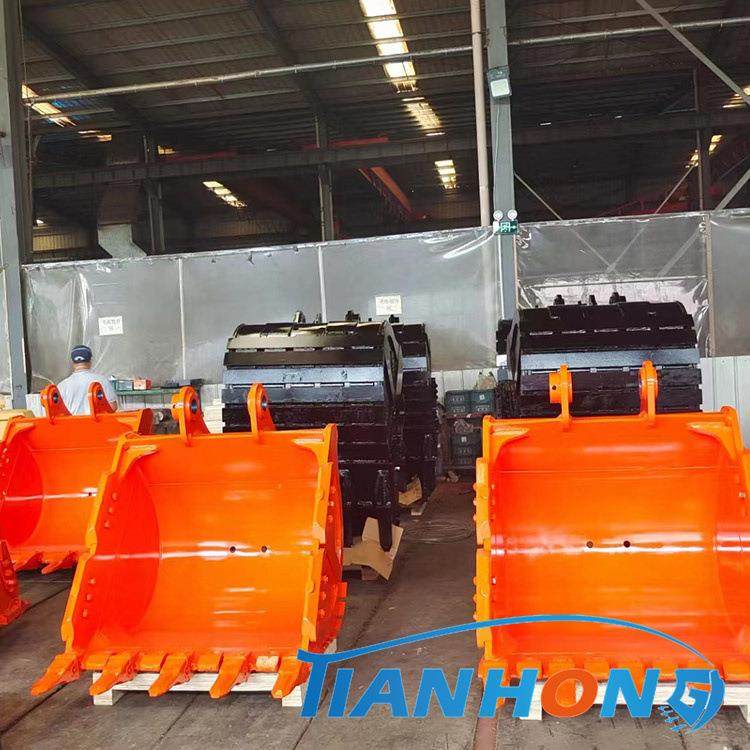 济宁天鸿厂家供应PC200挖掘机挖斗 挖掘机铲斗配件