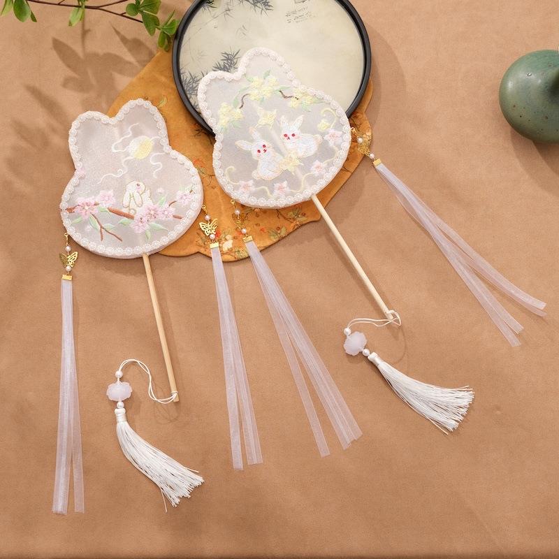 儿童古风汉服团扇兔子宫扇绣花扇子女式掌扇走秀拍摄跳舞蹈长柄扇