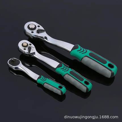 厂家现货新款151套包胶抗摔72齿汽修AKU组套大小飞棘中套轮筒扳件