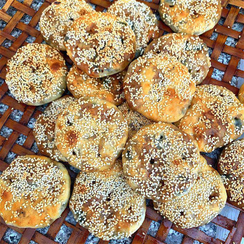 新疆包邮福建省特产尤溪烧饼肉葱饼芝麻饼传统工艺酥饼梅干 干菜