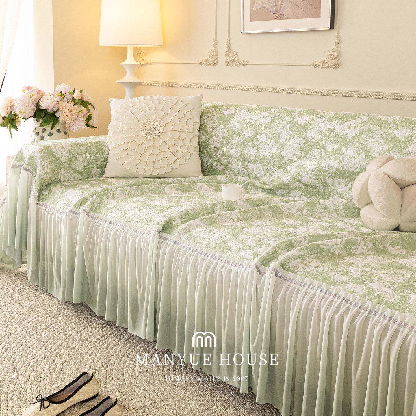 蔓越家 凉豆豆夏季凉感冰丝沙发巾套罩全包一片式防滑沙发盖布巾