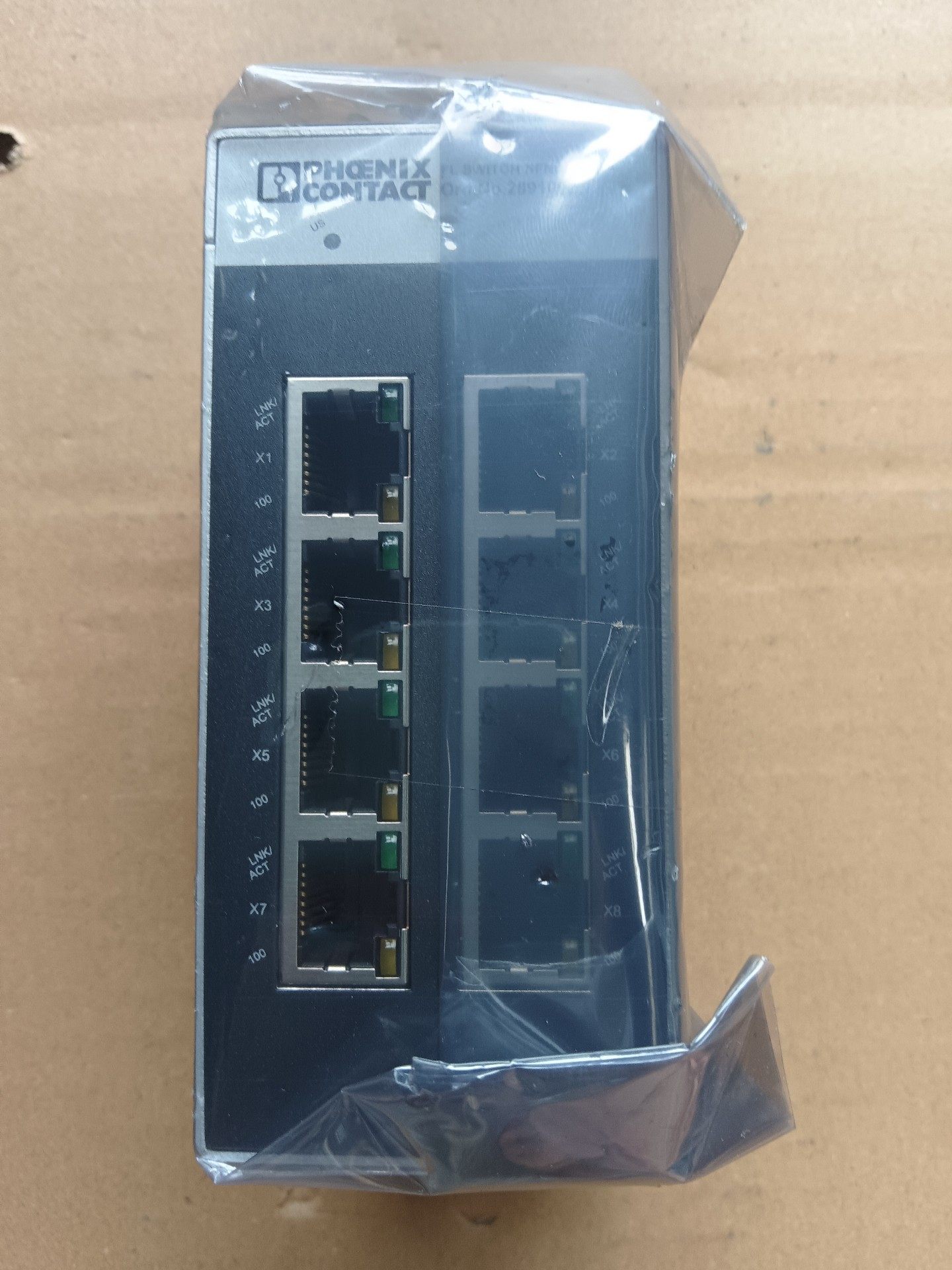 菲尼克斯交换机 FL SWITCH SFNB 8TX