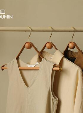 umin尤皿 北欧创意实木家用无痕衣架 服装店女宽肩防滑衣柜皮衣架