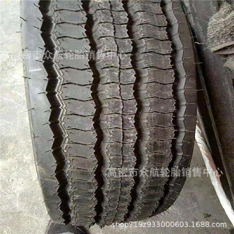 7.50R16卡车轮胎轻型载重货车钢丝轮胎