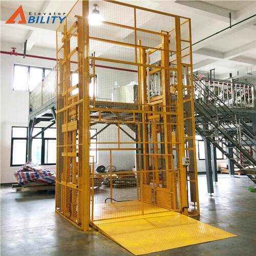 厂家供应电动液压升降机 移动导轨链条式液压升降平台货梯提升机