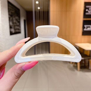 爱心大发量抓夹女2024新款高级感大号发夹15cm勺发量多鲨鱼夹发卡