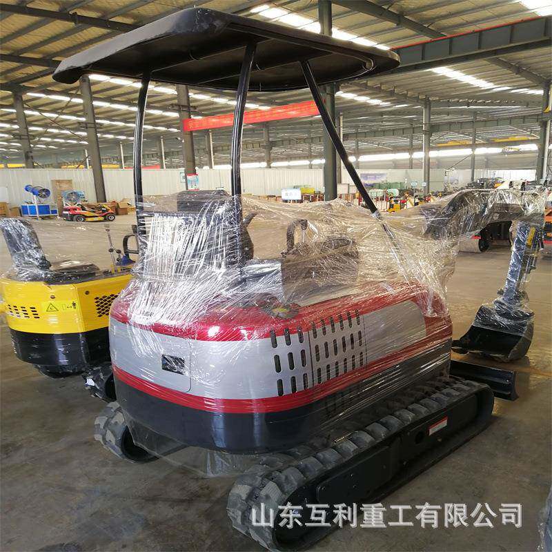 微型挖掘机农用果园工程勾机微型挖土机20型挖机18小型挖掘机