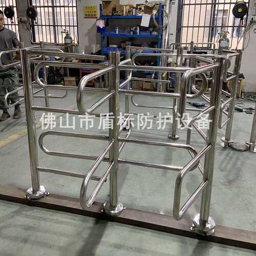 不锈钢简易旋转栅栏门 公园入口转闸 防回转手动单项人行道闸门