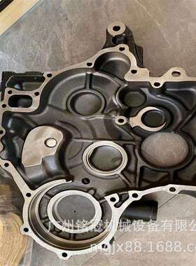 三一SY215-9加藤HD820-3神钢SK210-6SK200-6E6D34发动机前盖