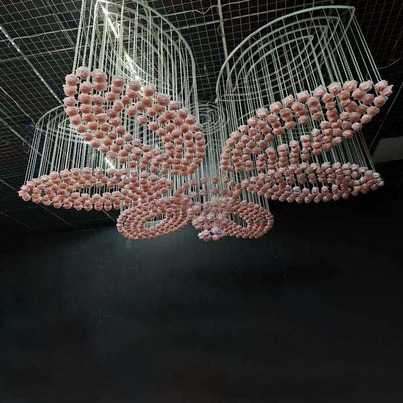 婚庆道具水晶珠帘玫瑰装饰舞台布置挂件酒店婚礼堂亚克力吊顶挂件