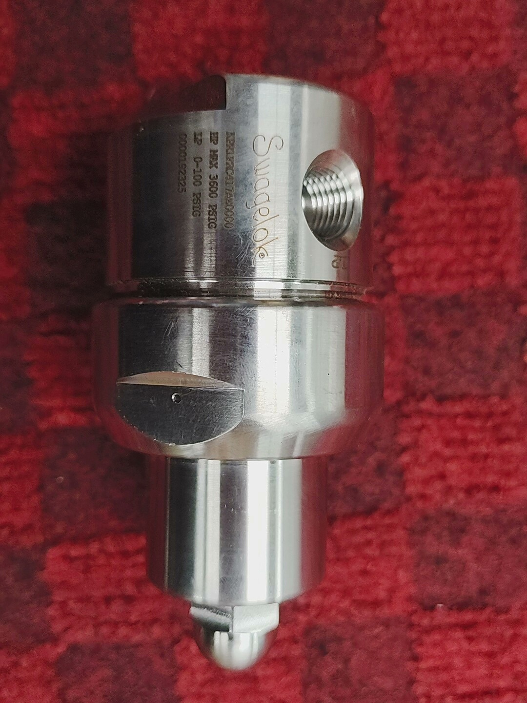 全新世伟洛克KPR1FRC417AE0000减压阀，库存全新