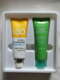 法兰琳卡美白隔离防晒霜，spf30送芦荟胶套装，套盒淡绿色膏体美白