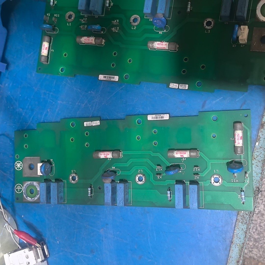 8783325.04，8783330.04施耐德ATV61