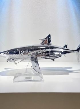 电镀机械创意动物摆件简约现代抽象鲨鱼雕塑 客厅软装饰品