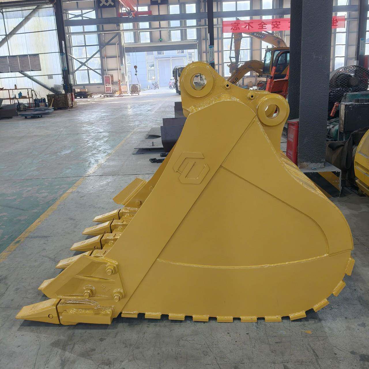 山东源头实力厂家供应PC500铲斗挖掘机岩石斗源头厂家