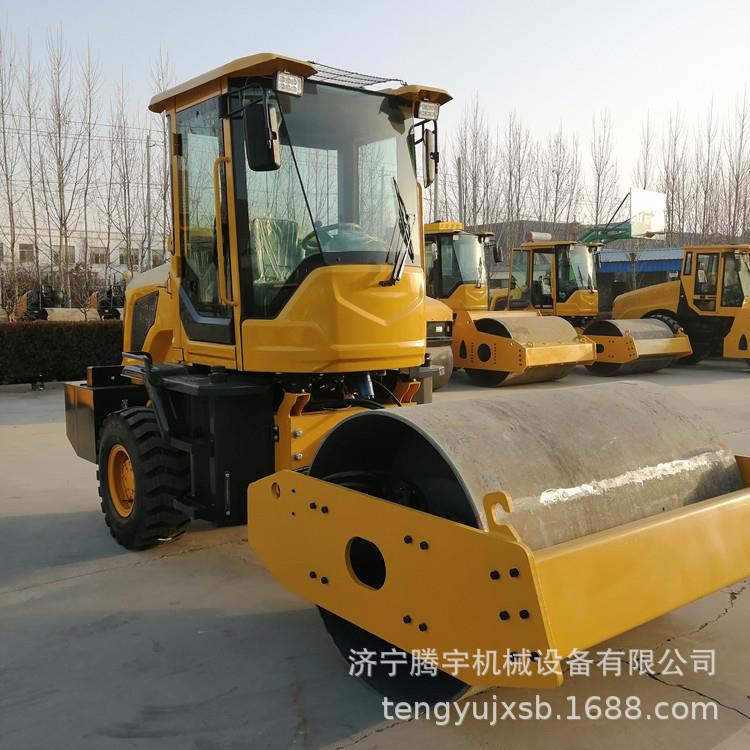 供应三吨单钢轮压路机小型单钢轮震动压路机轮胎式压道机