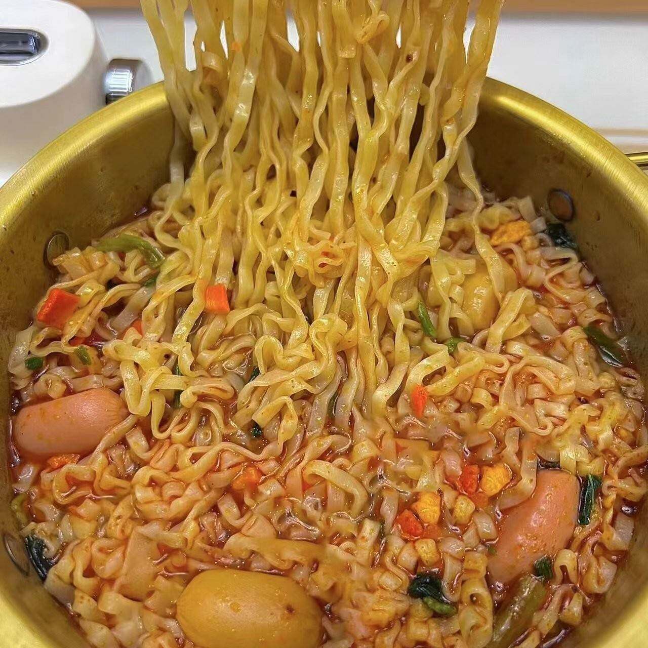 正宗康师傅油泼辣子酸汤面泡面牛肉面宽面饼泡面酸汤面五连包速食