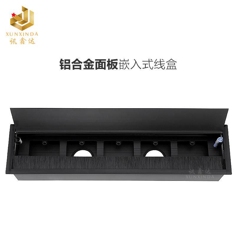 合金穿线盒86型线盒办公会议桌面走线孔盖带毛刷孔盒可安装86面板