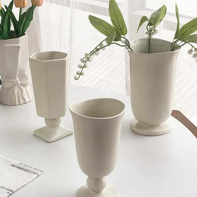 居里舍里  法式复古陶瓷高脚铃铛设计花瓶家居装饰品玄关餐桌摆件