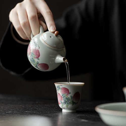 宜室茶话复古寿桃茶壶单壶女士茶壶家用陶瓷不烫手泡茶壶功夫茶具