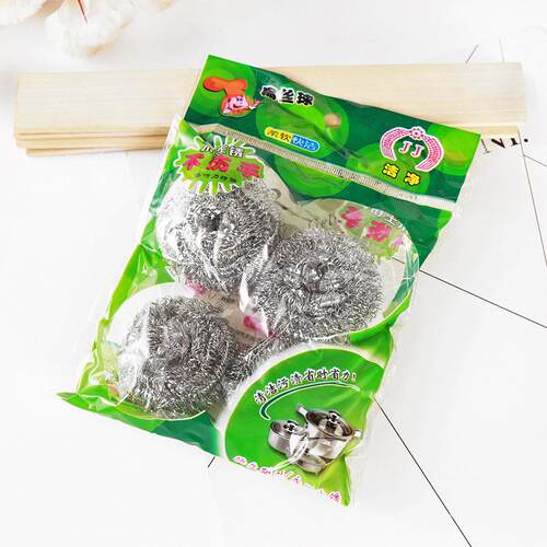 Kitchen essentials: Stainless steel scrubbing balls for clea