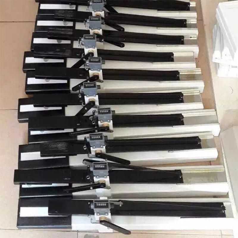 预置式色牢度摩擦仪571A手摇摩擦仪评定沾色变色灰色样卡