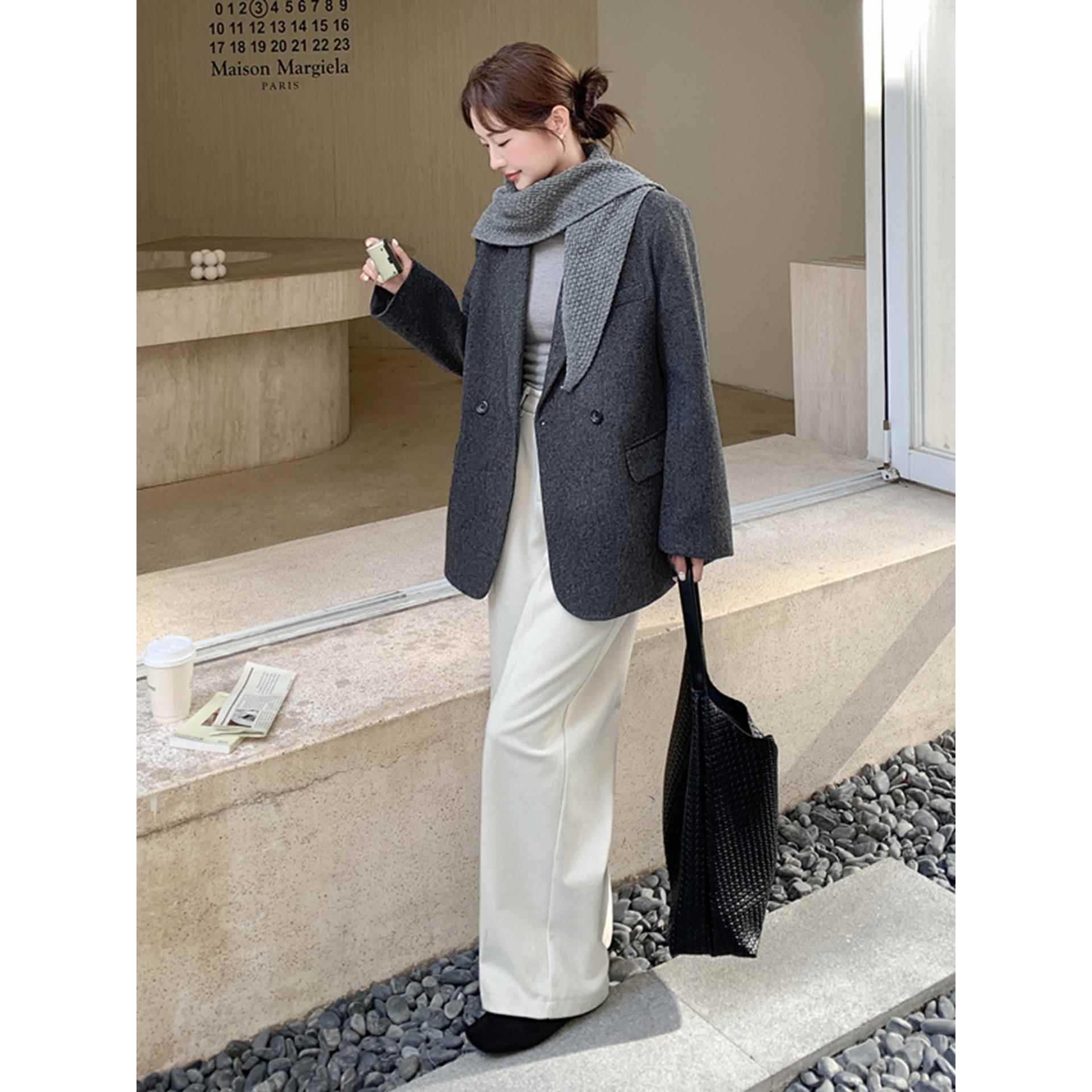 韩版针织围脖搭配毛呢西装女2025秋冬季新款休闲百搭显瘦呢子外套