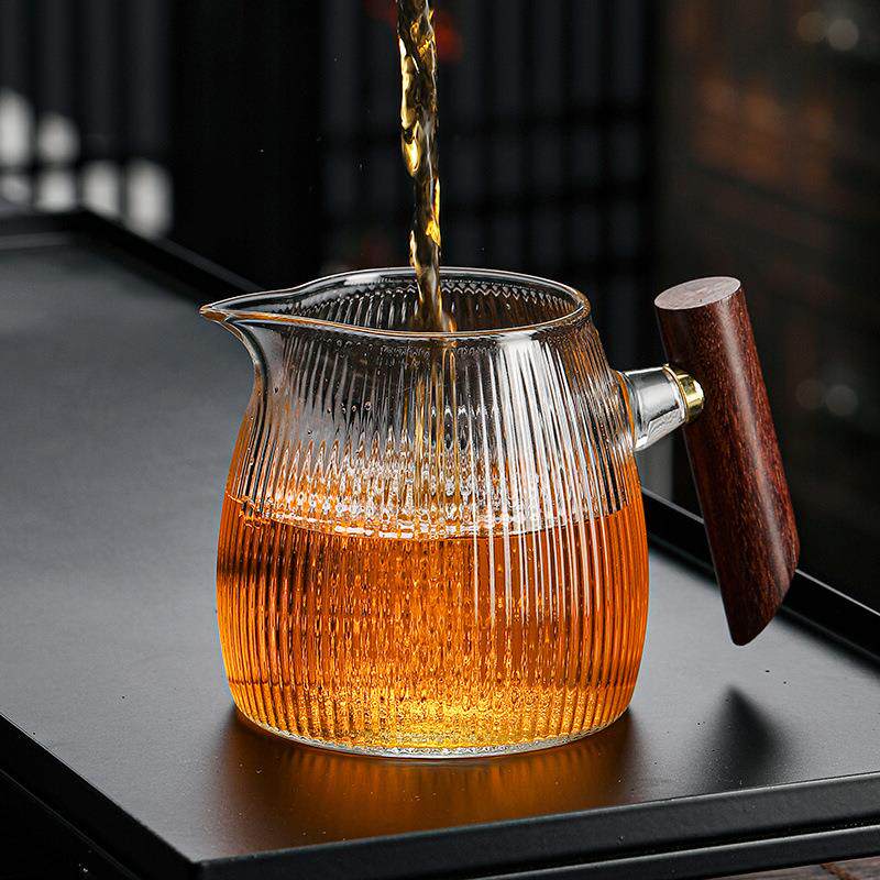 木把加厚玻璃功夫茶公道杯高档分茶器耐高温公杯大容量锤纹
