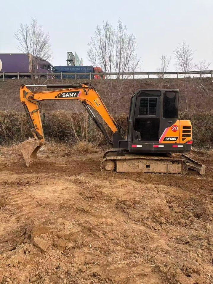 1月17日邢台三一60挖掘机网络拍卖公告