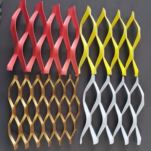 钢笆网 脚手架踏板钢板网 菱形建筑施工外架防护网钢芭包边网片