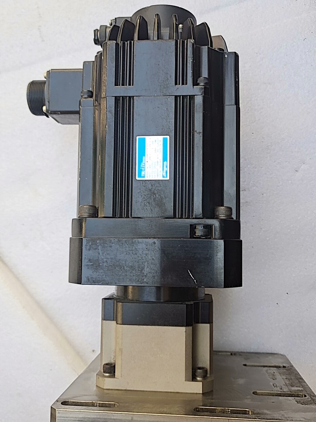 多摩川机器人伺服电机TSM3506N7070E730带台湾精