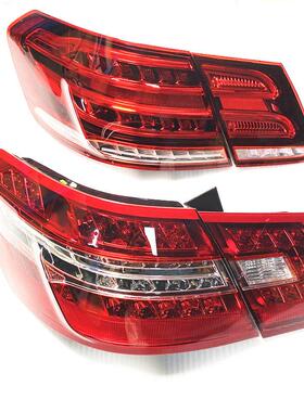 适用奔驰212后尾灯2129060103212906020321282035642128203664