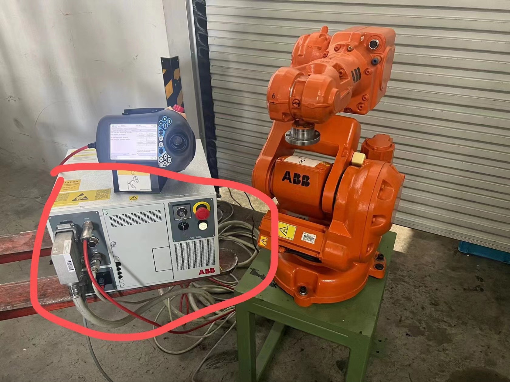 ABB IRB 1400 机器人 3套 要的老板来议价
