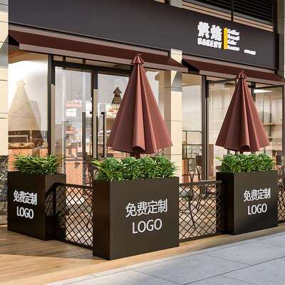 简约咖啡厅户外花箱露天餐厅铁艺围栏隔断城市道路绿化花槽花架