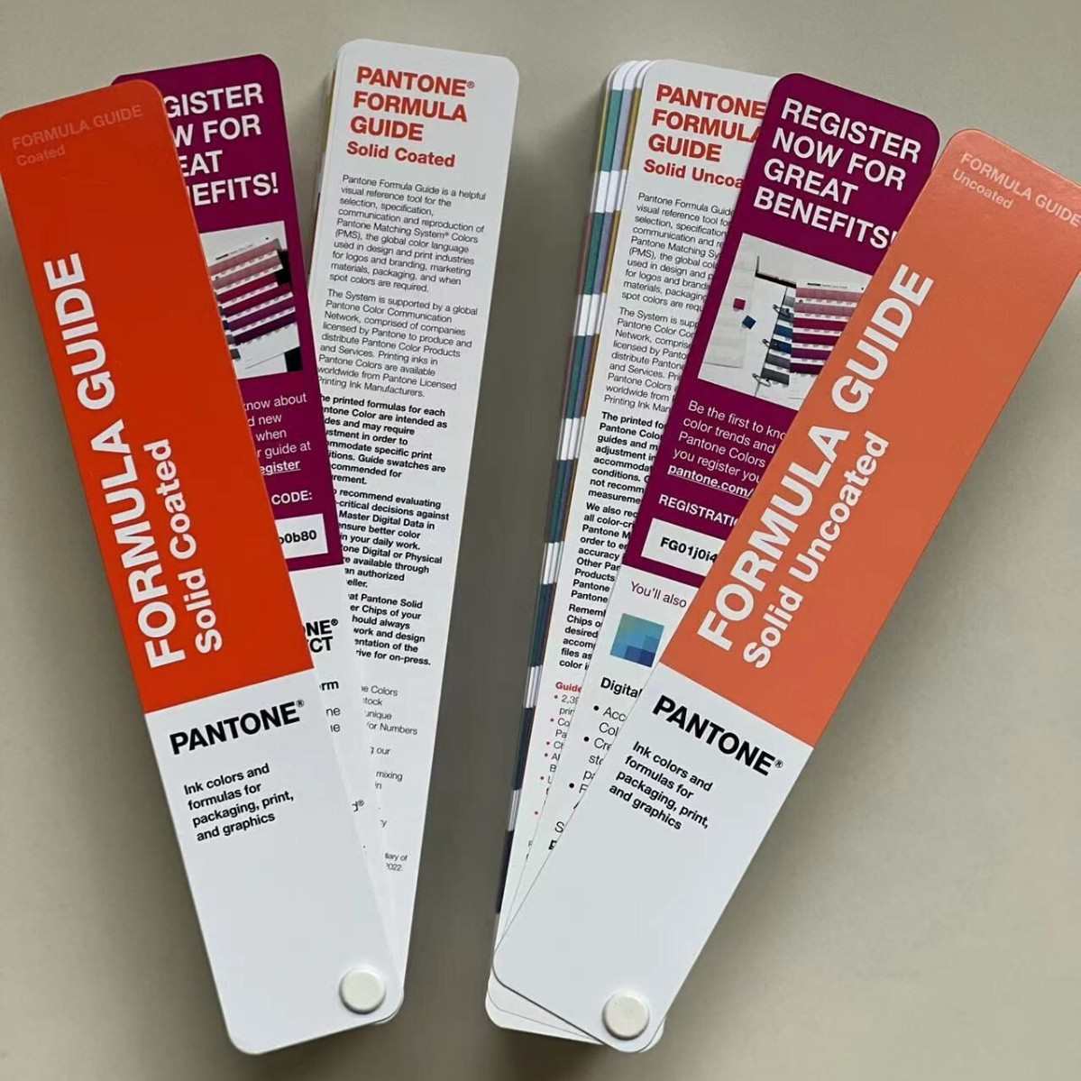 PANTONE彩通国际印刷油墨配色色卡C/U色卡GP1601B