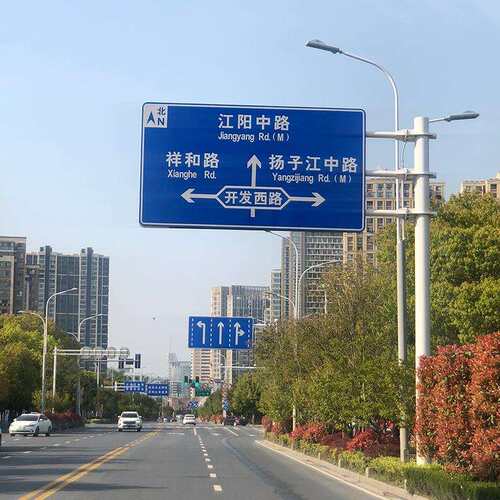 高速路标志牌标志杆 F型悬臂标志牌杆现货交通安全标志牌