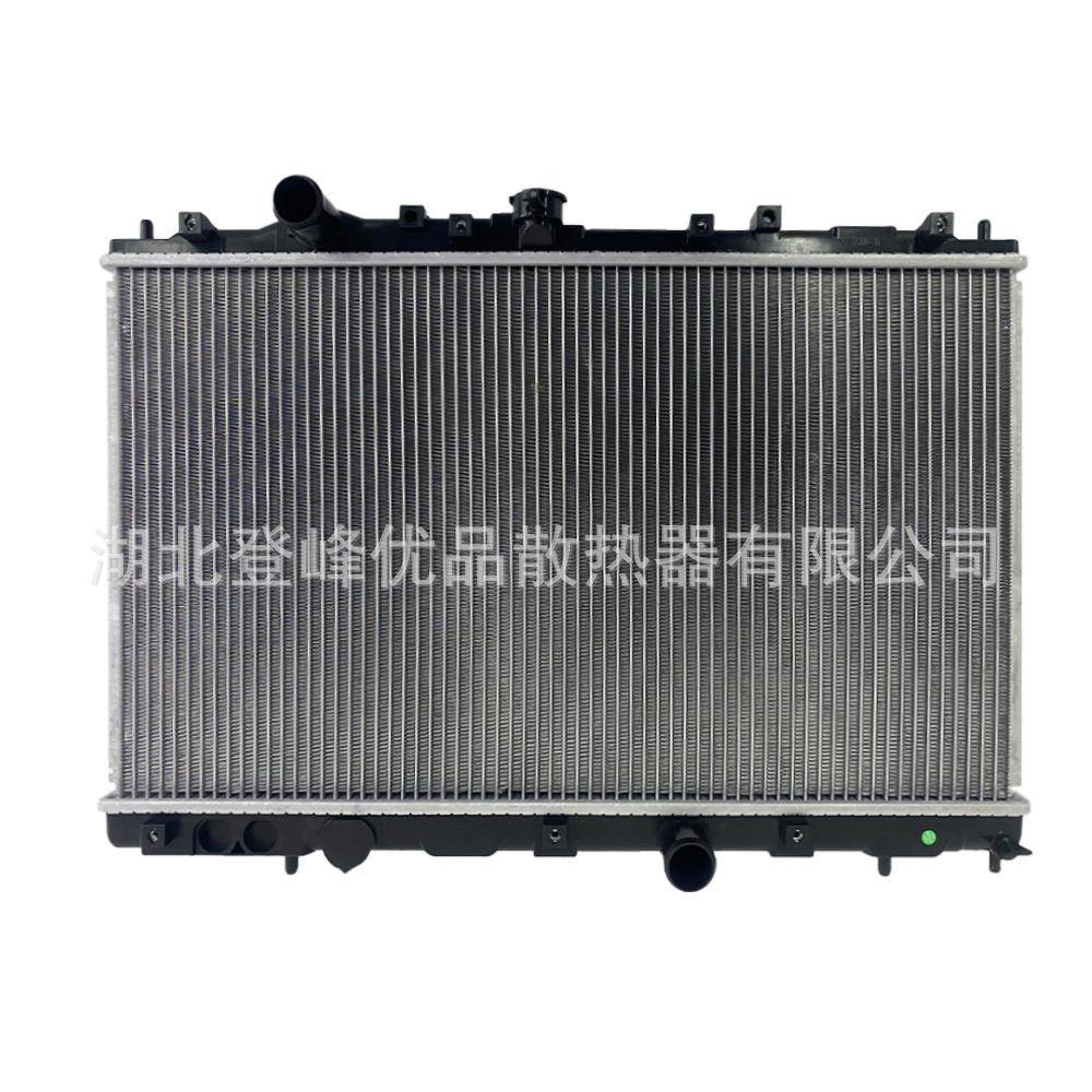实力厂家全系汽车配件散热器水箱SW804396A4适配于菱悦V3/4A91