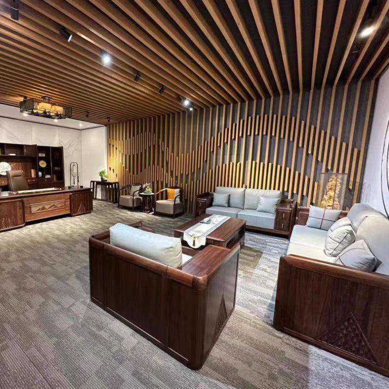 新中式实木老板桌办公桌2025新款北美黑胡桃木轻奢现代简约总裁桌