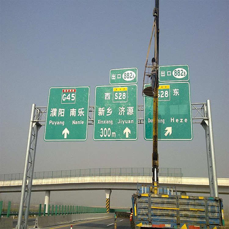 厂家直销多规格高速公路大型钢管限高架限高杆交通设施龙门架批发
