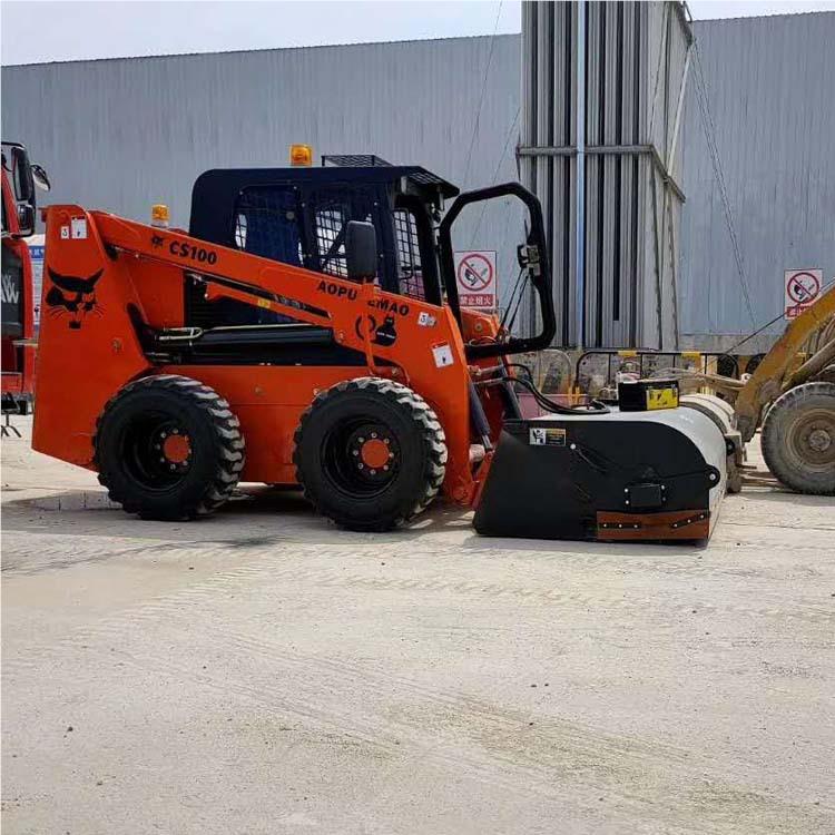降滑移装载机出口欧494美液压升四驱小铲式车厂四轮座驾式轮滑移
