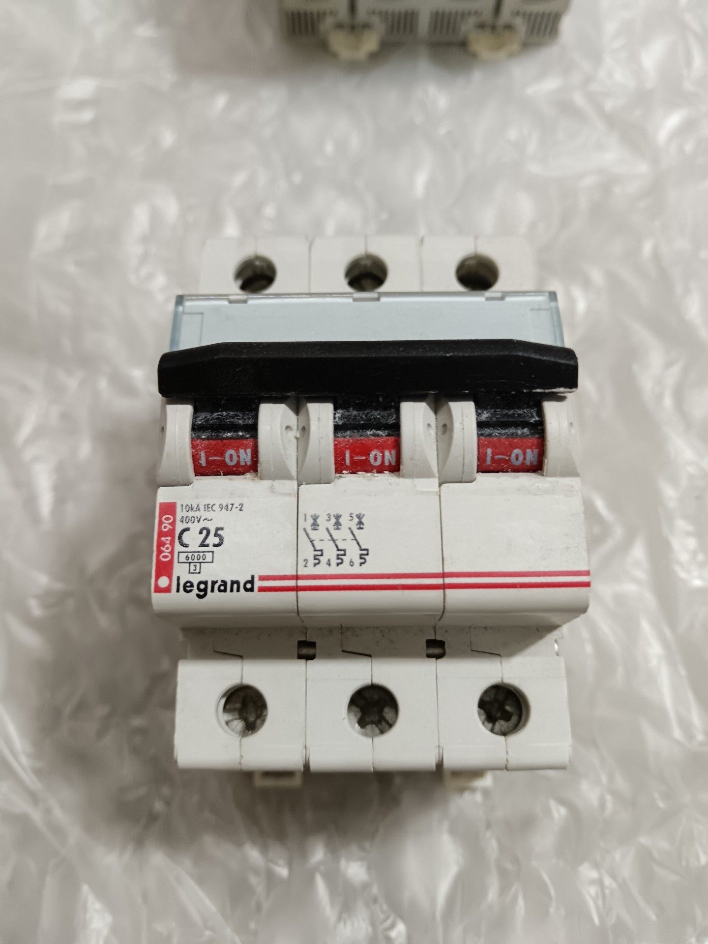 绝版06年红绿标正品法国进口罗格朗空气开关，各种型号应有尽有